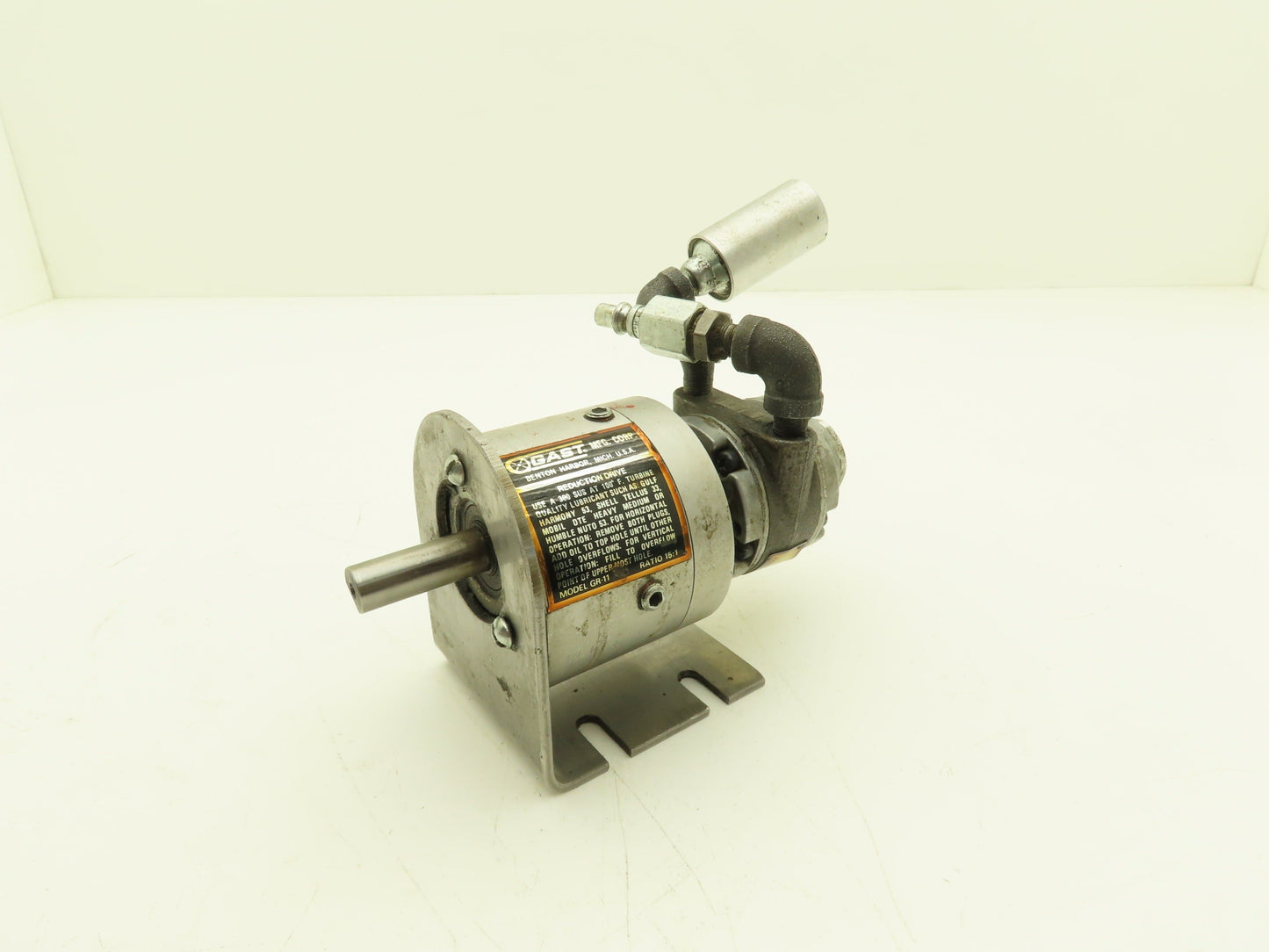 Gast 1AM-NRV-60-GR11 Pneumatic Air Gear Motor 15:1 Reducer .34Hp 350 RPM 100 PSI