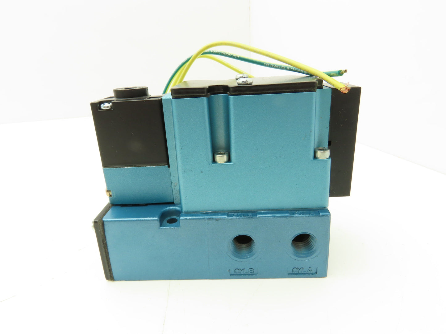 MAC 6211C-111-PM-112DA 4/2 Single Solenoid Operated Control Valve 120V