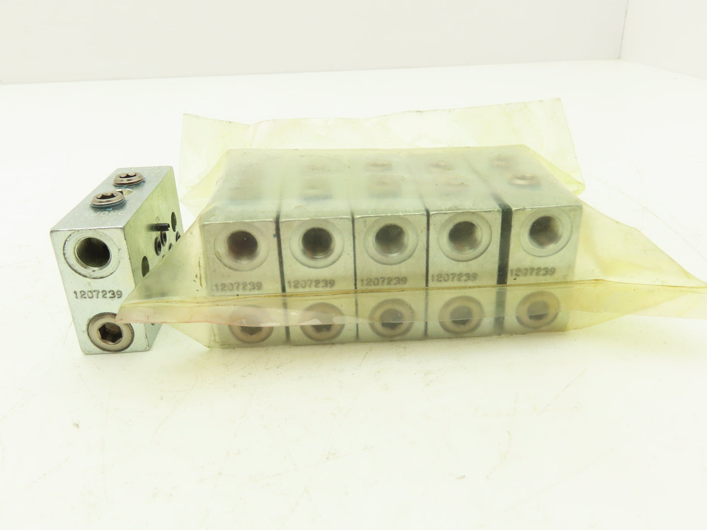 DropsA SX1-20 Modular Lubricator Divider Valve Block 1/8" BSP Lot of 6