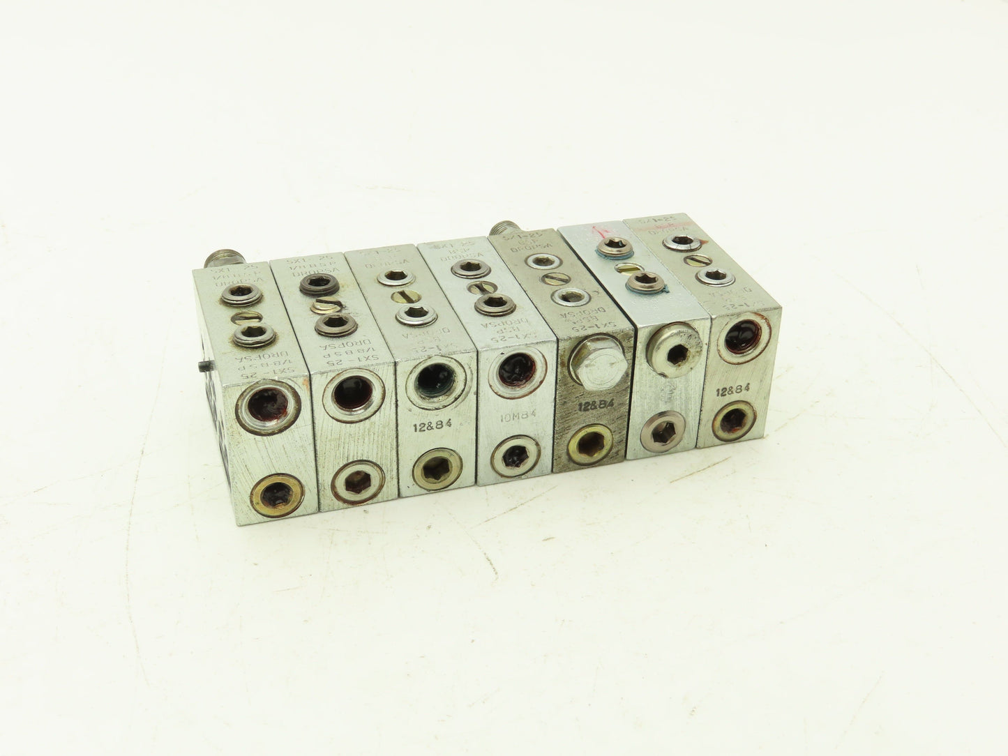 DropsA SX1-25 Modular Lubricator Divider Valve Block 1/8" BSP Lot of 7