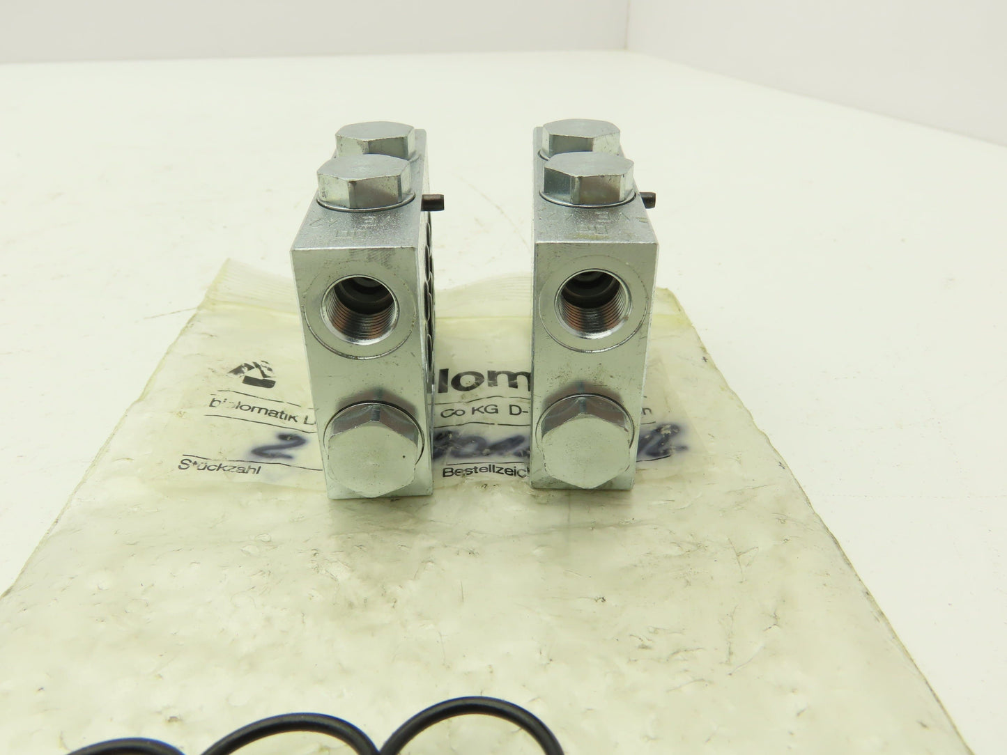 Bielomatik VE30, VE42 Modular Lubricator Divider Valve Block 1/8" BSP Lot of 4