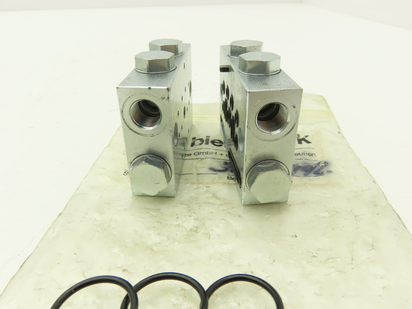 Bielomatik VE30, VE42 Modular Lubricator Divider Valve Block 1/8" BSP Lot of 4