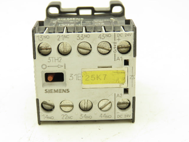 Siemens 3TH2031-0TB4 Contactor 3NO+1NC 600VAC 1.5kW