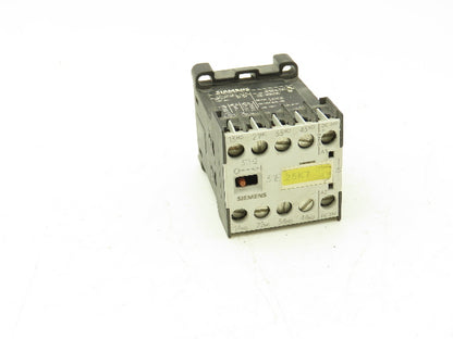 Siemens 3TH2031-0TB4 Contactor 3NO+1NC 600VAC 1.5kW