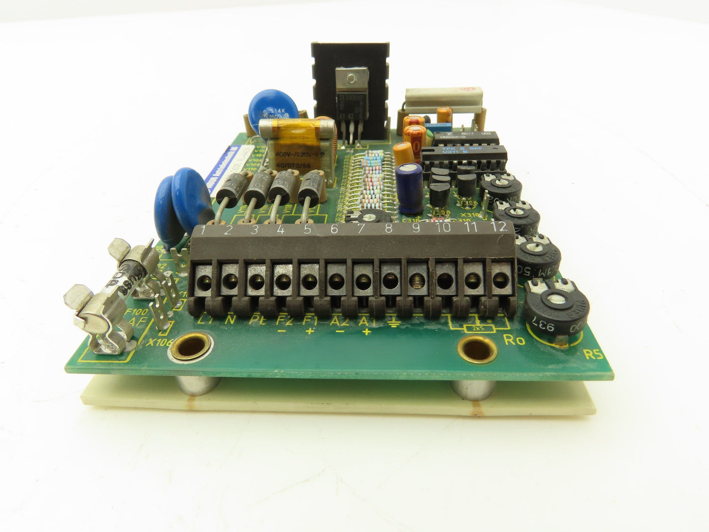 INDUR TM-1/220-160E AL-4409 Printed Circuit Board 12-Pin Terminal Good Fuse