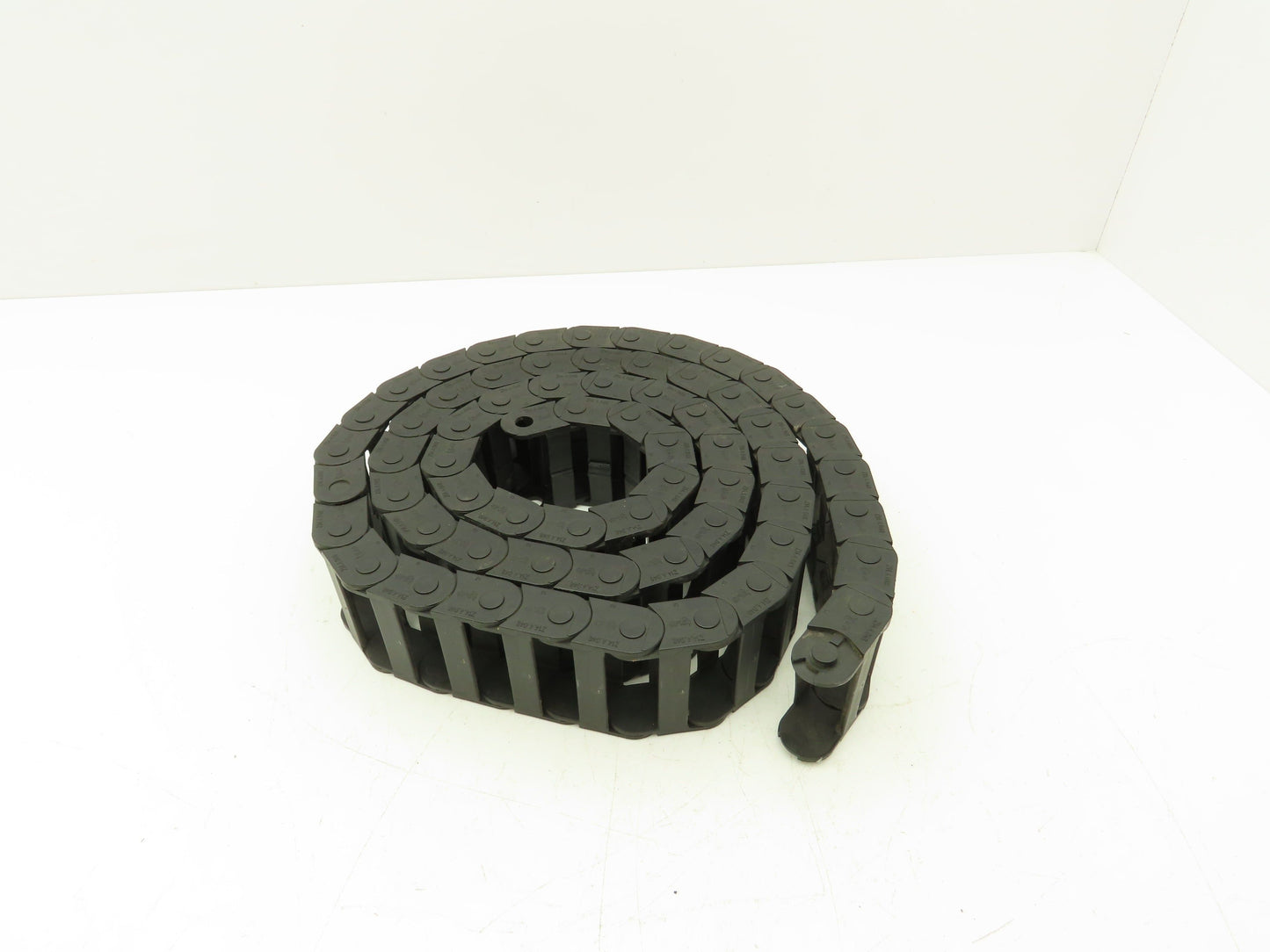 Igus Energy Chain Cable Carrier 25mm x 62mm 77" Length