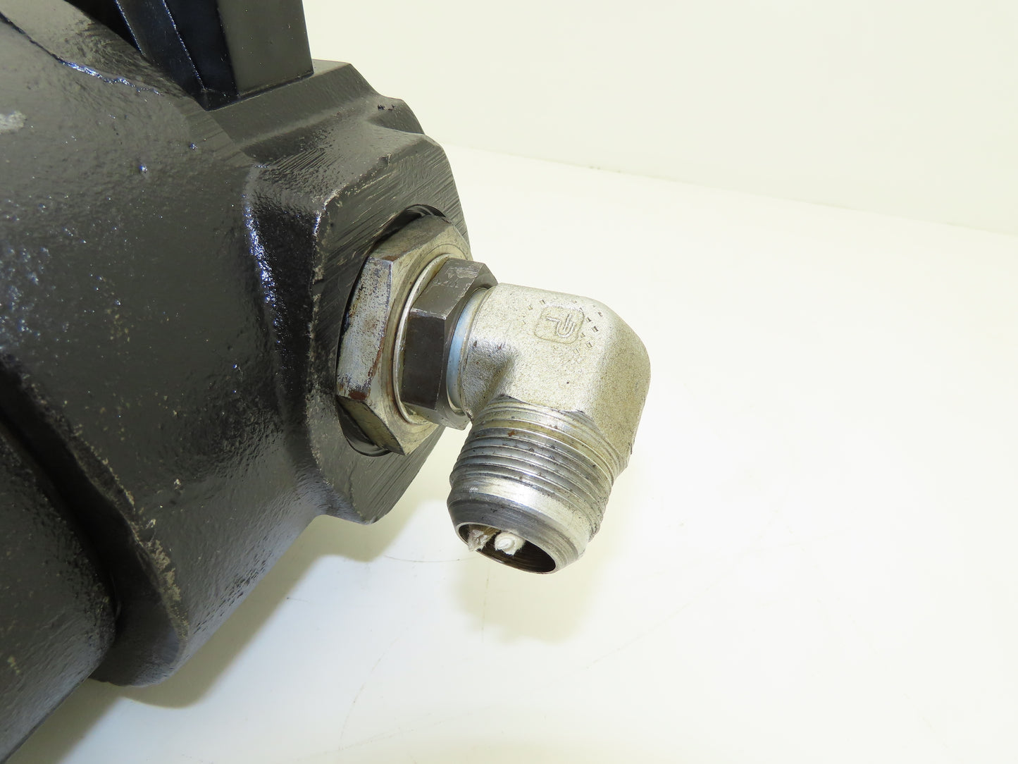Parker 31P10BDL50PP180 Tell Tale Inline Hydraulic Filter 6000 PSI -Loose plug-