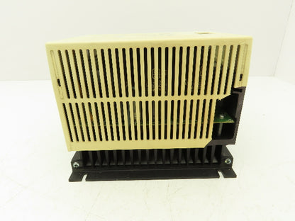 Lenze 8105 E.4G.12 8100 Inverter Drive 240VAC 7A 0-200Hz Output