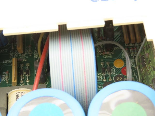 Lenze 8105 E.6A.21 8100 Inverter Drive 240VAC 7A 0-199Hz Output