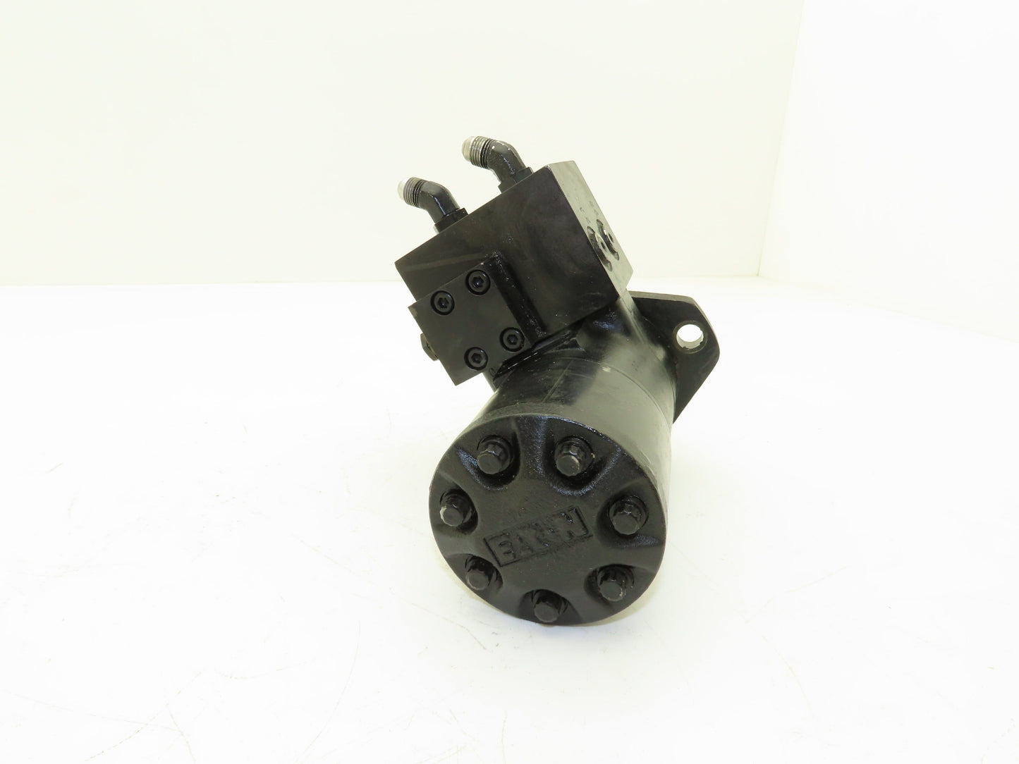 Eaton Char-Lynn 101 1048 009 Hydraulic Gerotor Motor 15 GPM 2-Bolt Flange