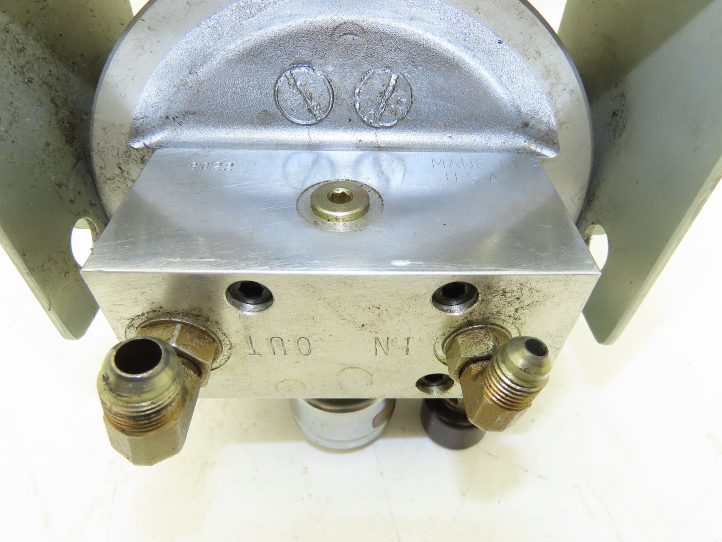 Cincinnati Milacron BU-50 High Pressure Hydraulic Tank By-Pass Oil Filter