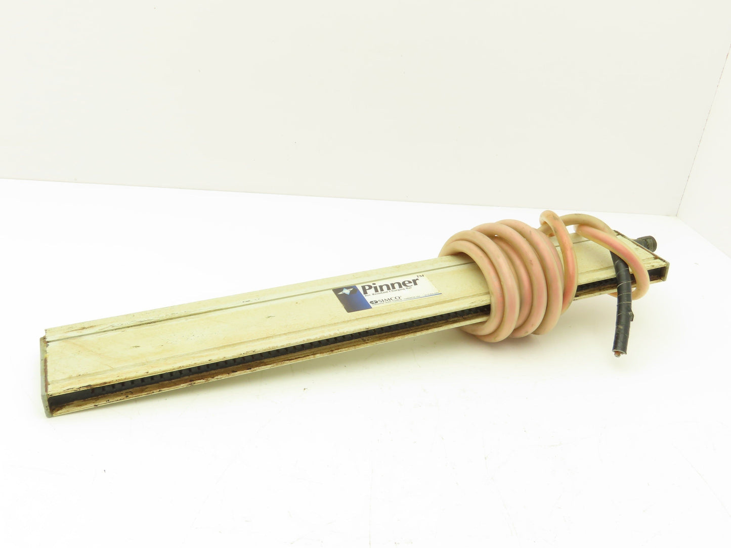 Simco Pinner Arc Resistant Ionizing Static Charging Bar 30-50kV 20" Length