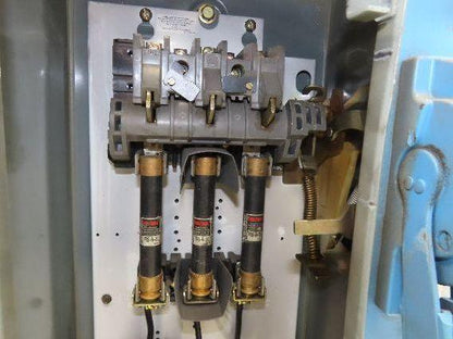 Allen Bradley Size 1 Fusible Combination Motor Starter 10Hp 600V 3PH