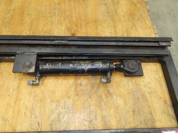 Bolzoni Auramo Forklift Class 2 SideShift Attachment 16" x 41" Wide 5500lbs