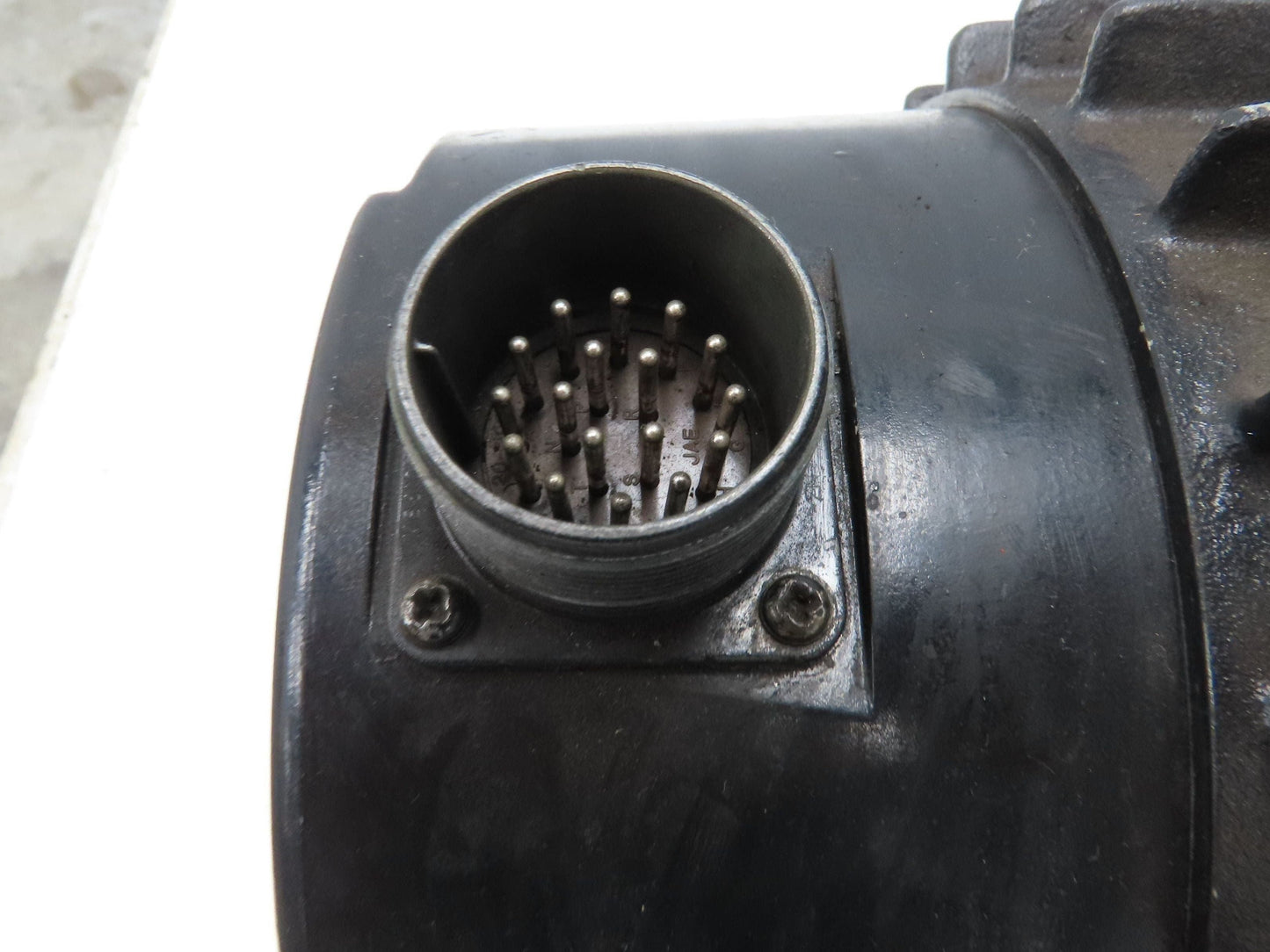 Fanuc A06B-0615-B343-R 10LH DC Servo Motor 188V 2000rpm - Encoder A290-0601-T803