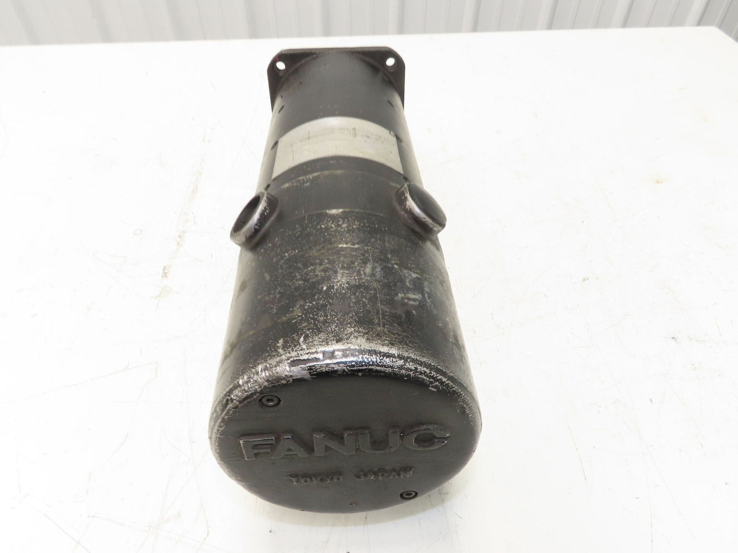 Fanuc A06B-0645-B003 6L DC Servo Motor 140V 2000rpm - Encoder A290-0601-T803 3X