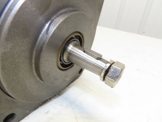 Fanuc A06B-0645-B003 6L DC Servo Motor 140V 2000rpm - Encoder A290-0601-T803 3X