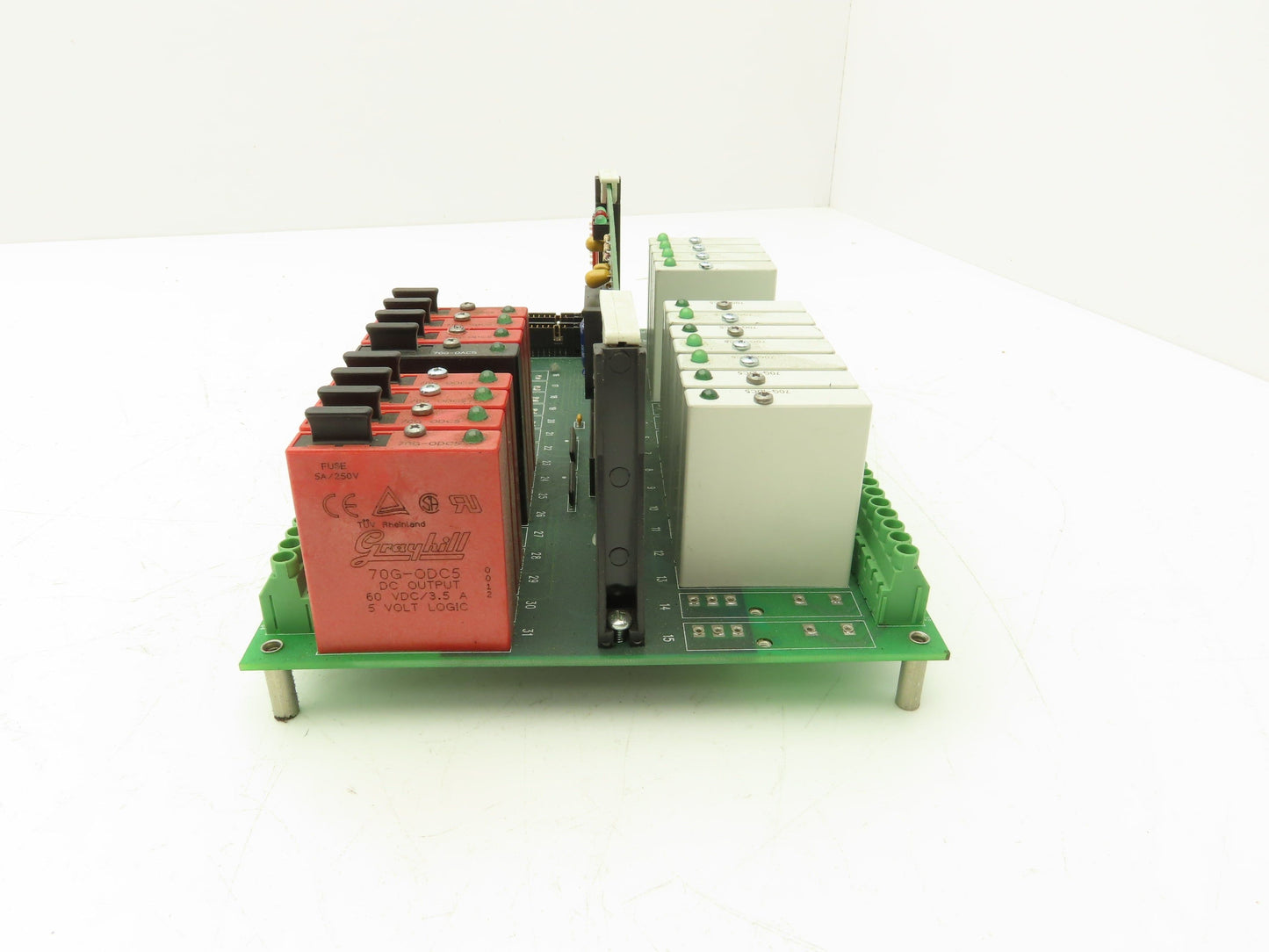 Grayhill 70GRCP32-HL PLC Relay 32-Channel Circuit PMX32D Board 70G-IDC5 Relays