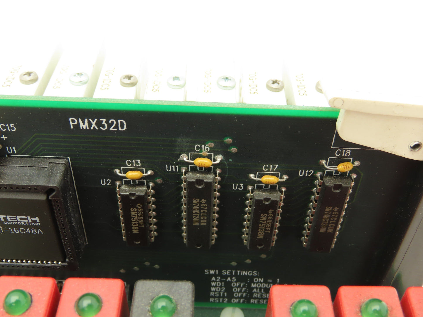 Grayhill 70GRCP32-HL PLC Relay 32-Channel Circuit PMX32D Board 70G-IDC5 Relays