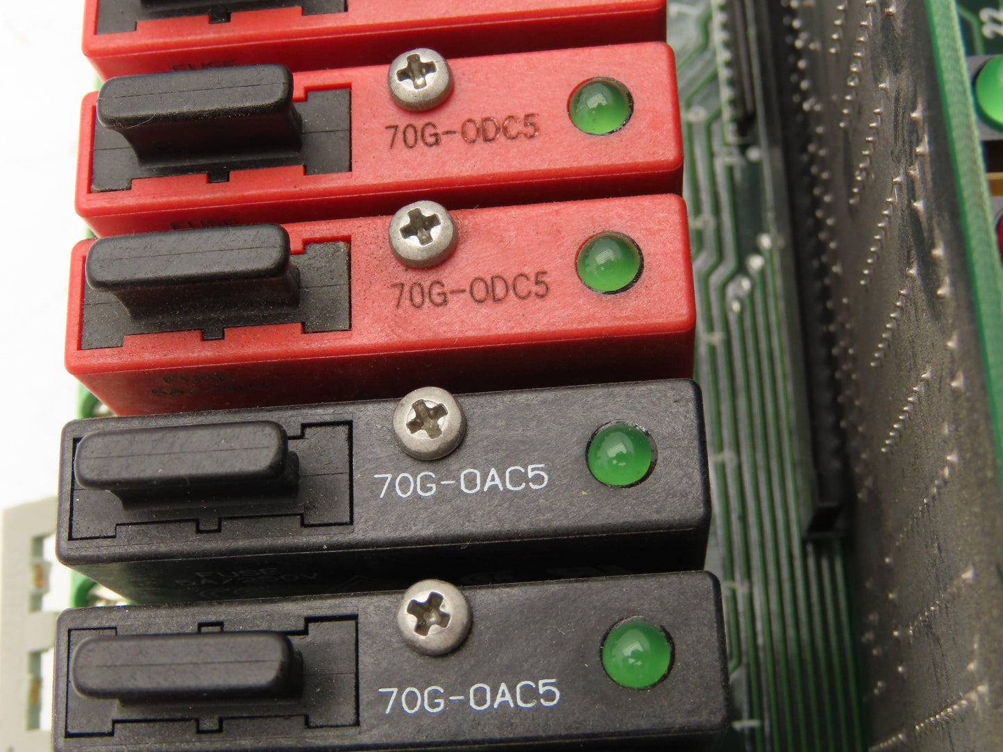 Grayhill 70GRCP32-HL PLC Relay 32-Channel Circuit PMX32D Board 70G-IDC5 Relays