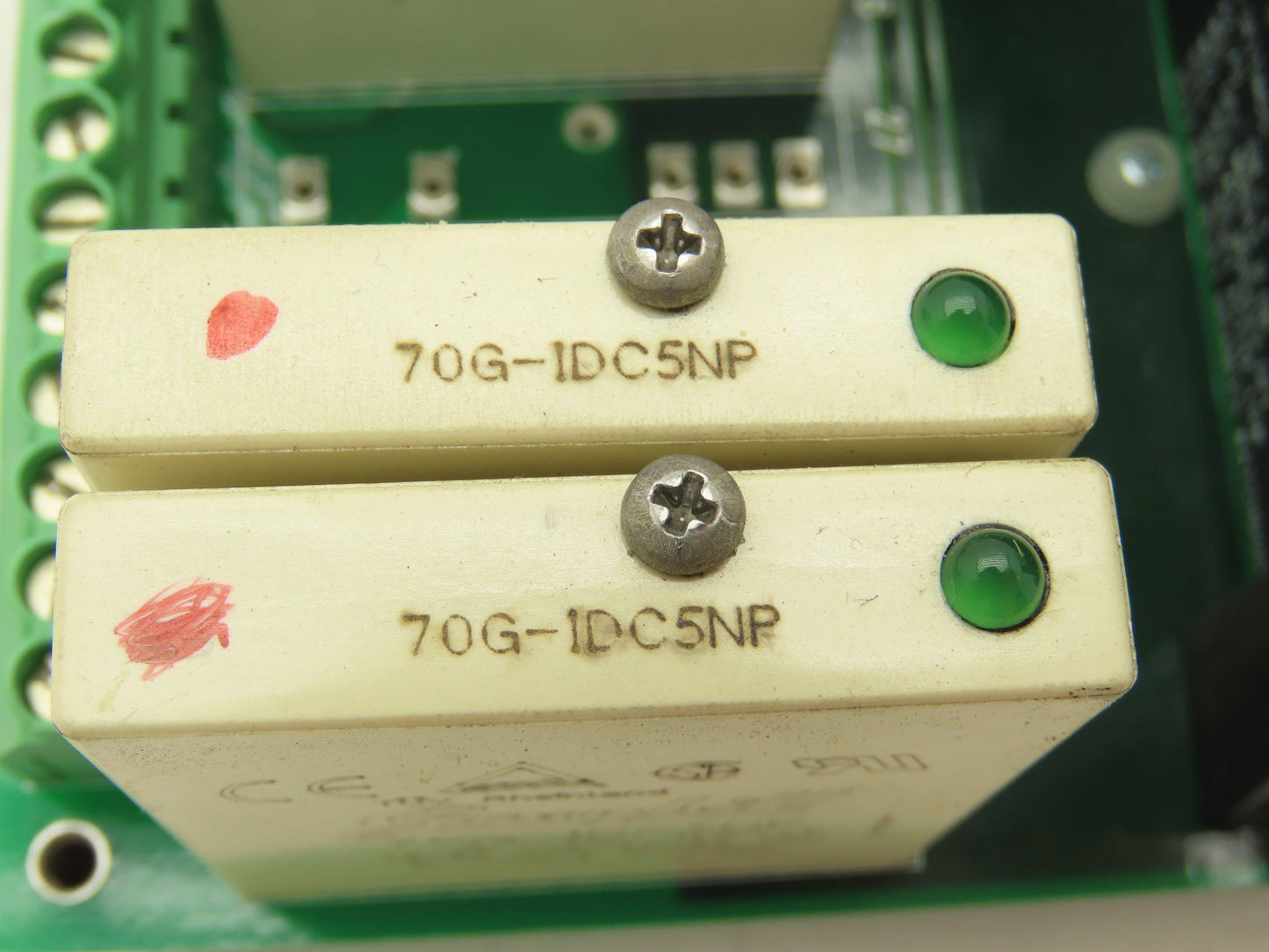 Grayhill 70GRCP32-HL PLC Relay 32-Channel Circuit PMX32D Board 70G-IDC5 Relays