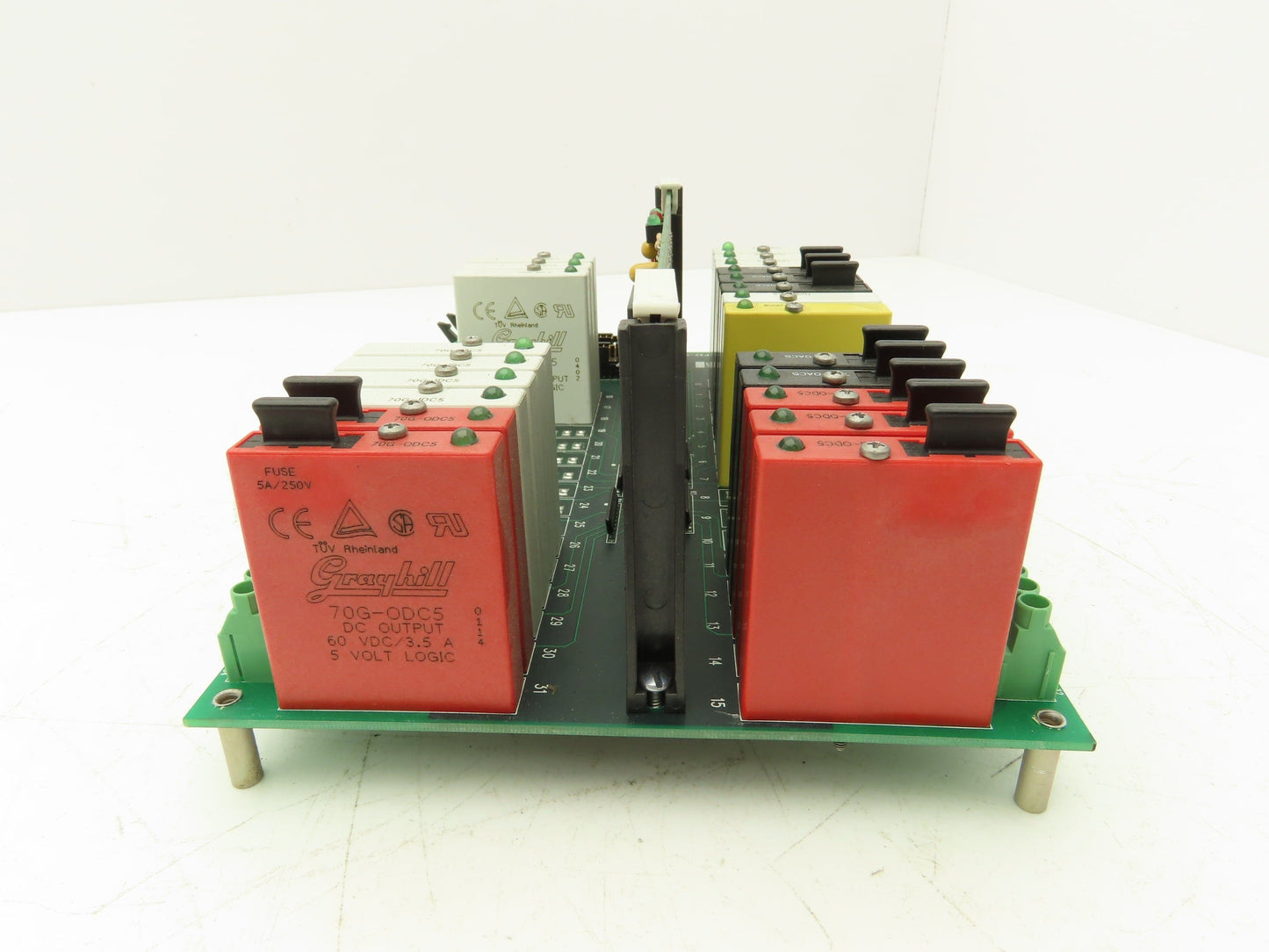 Grayhill 70GRCP32-HL PLC Relay 32-Channel Circuit PMX32D Board 70G-IDC5 Relays