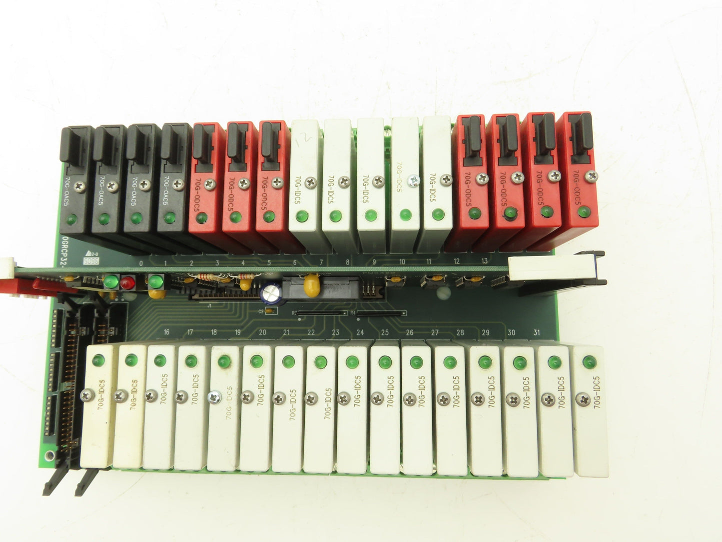 Grayhill 70GRCP32-HL PLC Relay 32-Channel Circuit PMX32D Board 70G-IDC5 Relays