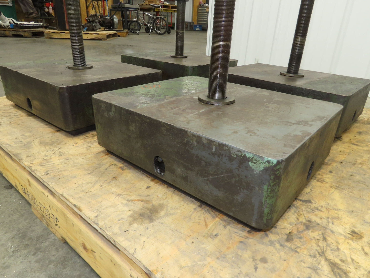 Industrial Machine Leveling Feet 13x16" Pad 1.5"-12 Thread  Set of 4 Green