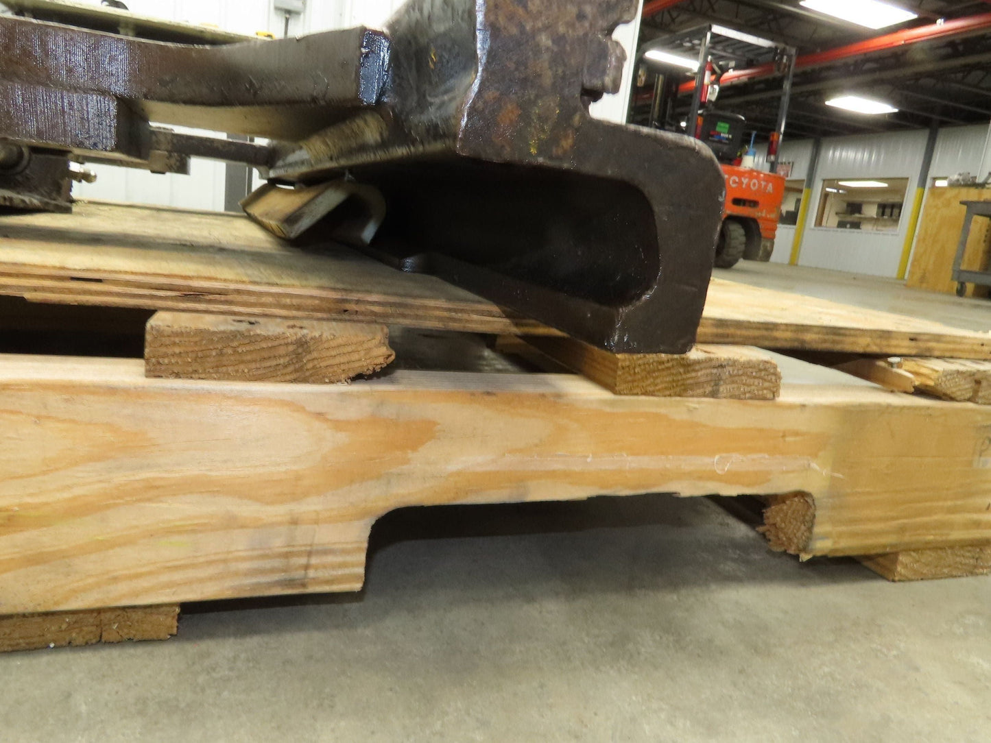 Yale Forklift Class 3 SideShift Attachment 20" x 48" Wide 4500kg 9900lbs