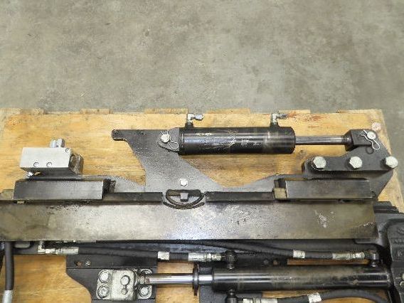 Cascade Forklift Class 3 SideShift Fork Positioner Attachment 20"x 41" W 10000lb