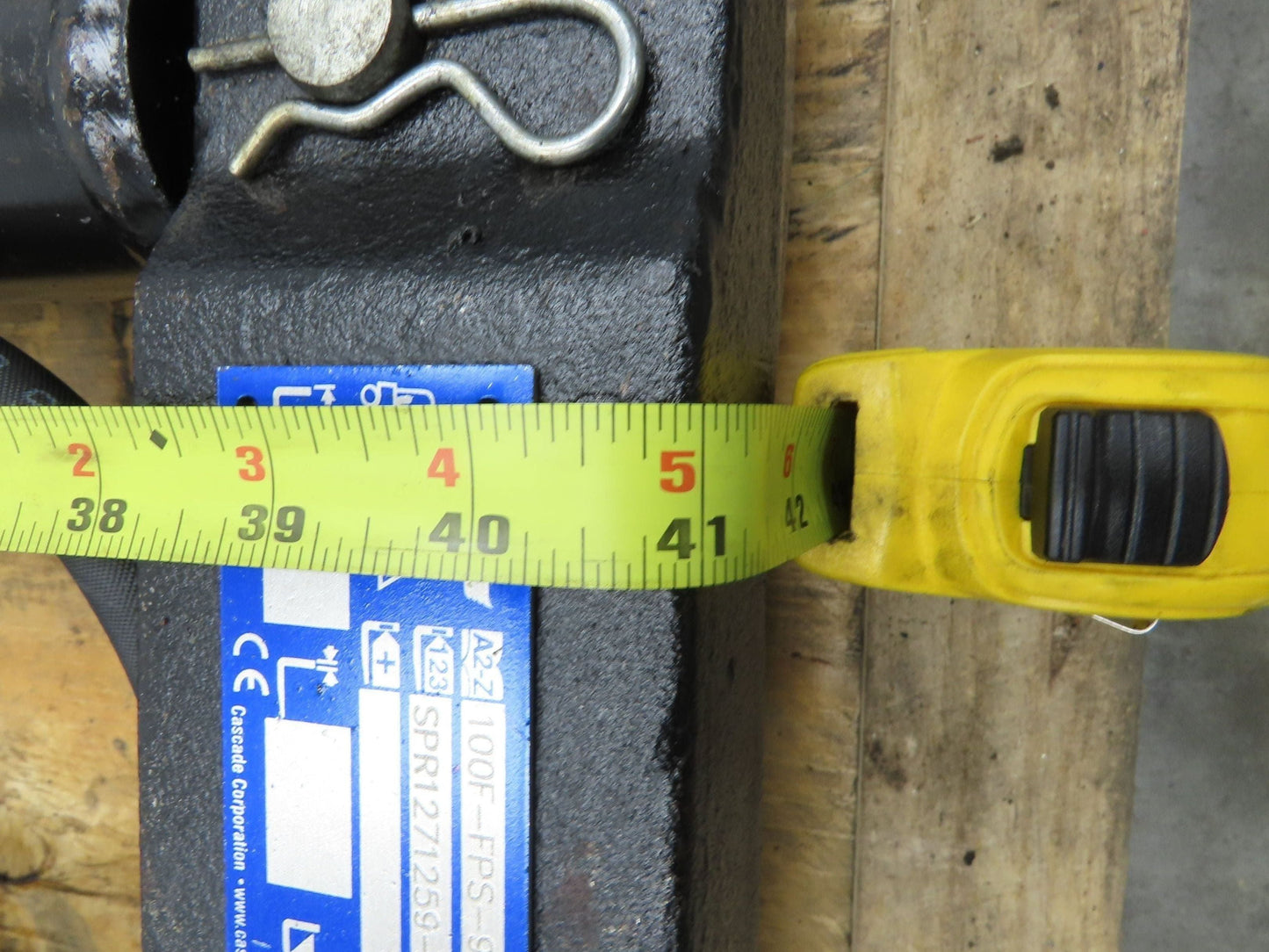 Cascade Forklift Class 3 SideShift Fork Positioner Attachment 20"x 41" W 10000lb