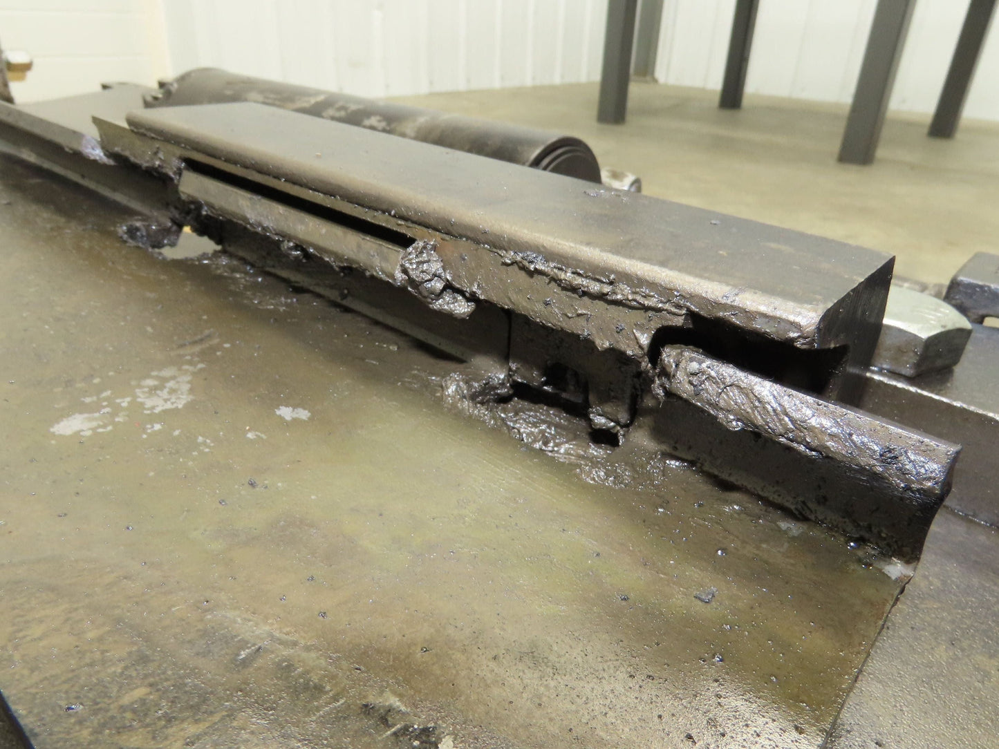 Cascade Forklift Class 3 SideShift Fork Positioner Attachment 20"x 41" W 10000lb