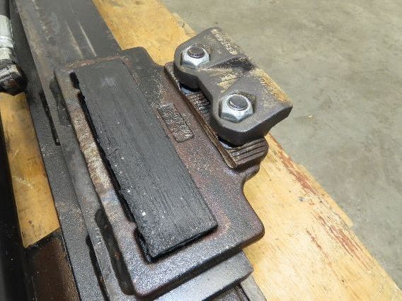 Cascade Forklift Class 3 SideShift Fork Positioner Attachment 20"x 41" W 10000lb