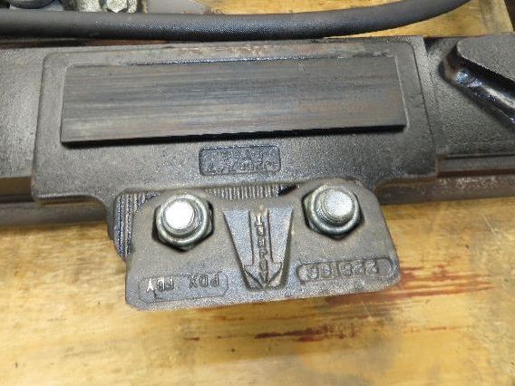 Cascade Forklift Class 3 SideShift Fork Positioner Attachment 20"x 41" W 10000lb