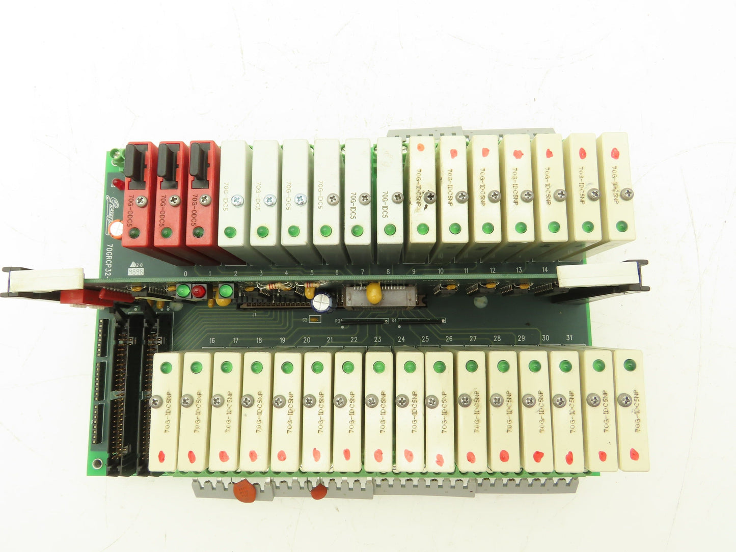 Grayhill 70GRCP32-HL PLC Relay 32-Channel Circuit PMX32D Board 70G-IDC5 Relays
