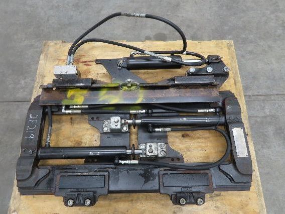 Cascade Forklift Class 3 SideShift Fork Positioner Attachment 20"x 41" W 10000lb