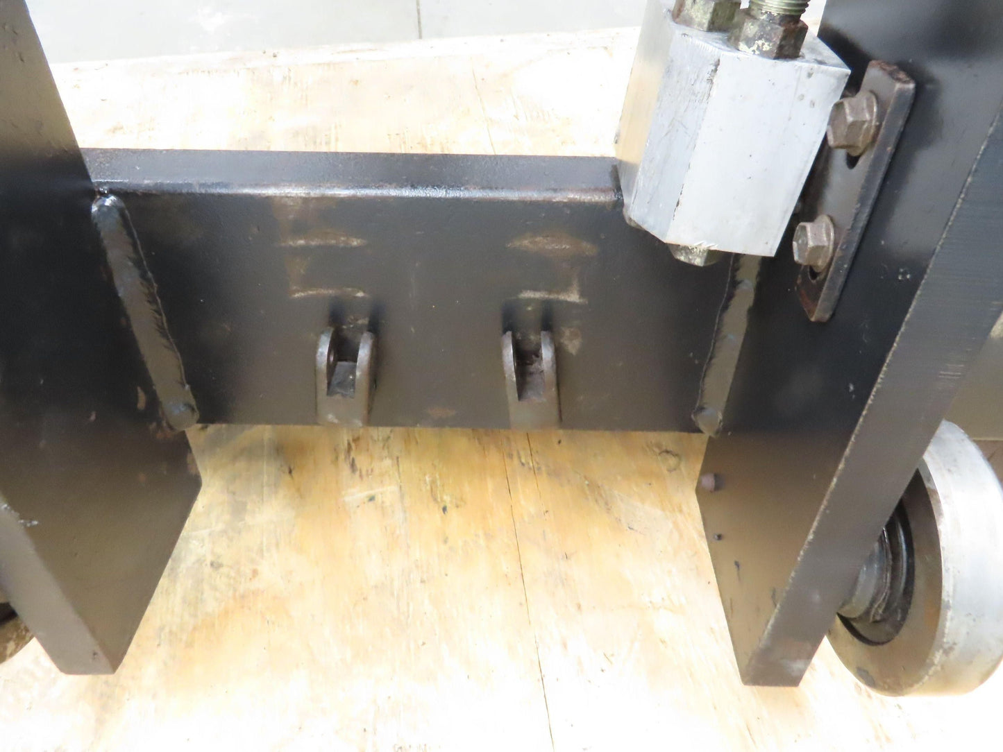 Forklift Class 3 SideShift Attachment 20" x 41" Wide 600lbs Lift Bracket Roller