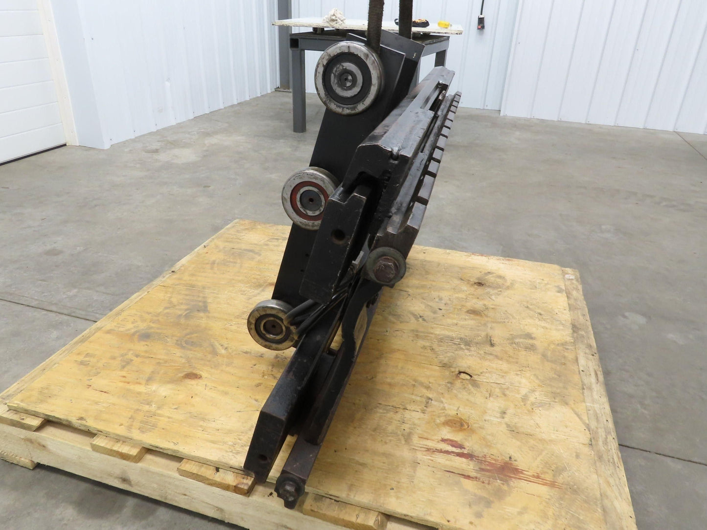 Forklift Class 3 SideShift Attachment 20" x 41" Wide 600lbs Lift Bracket Roller