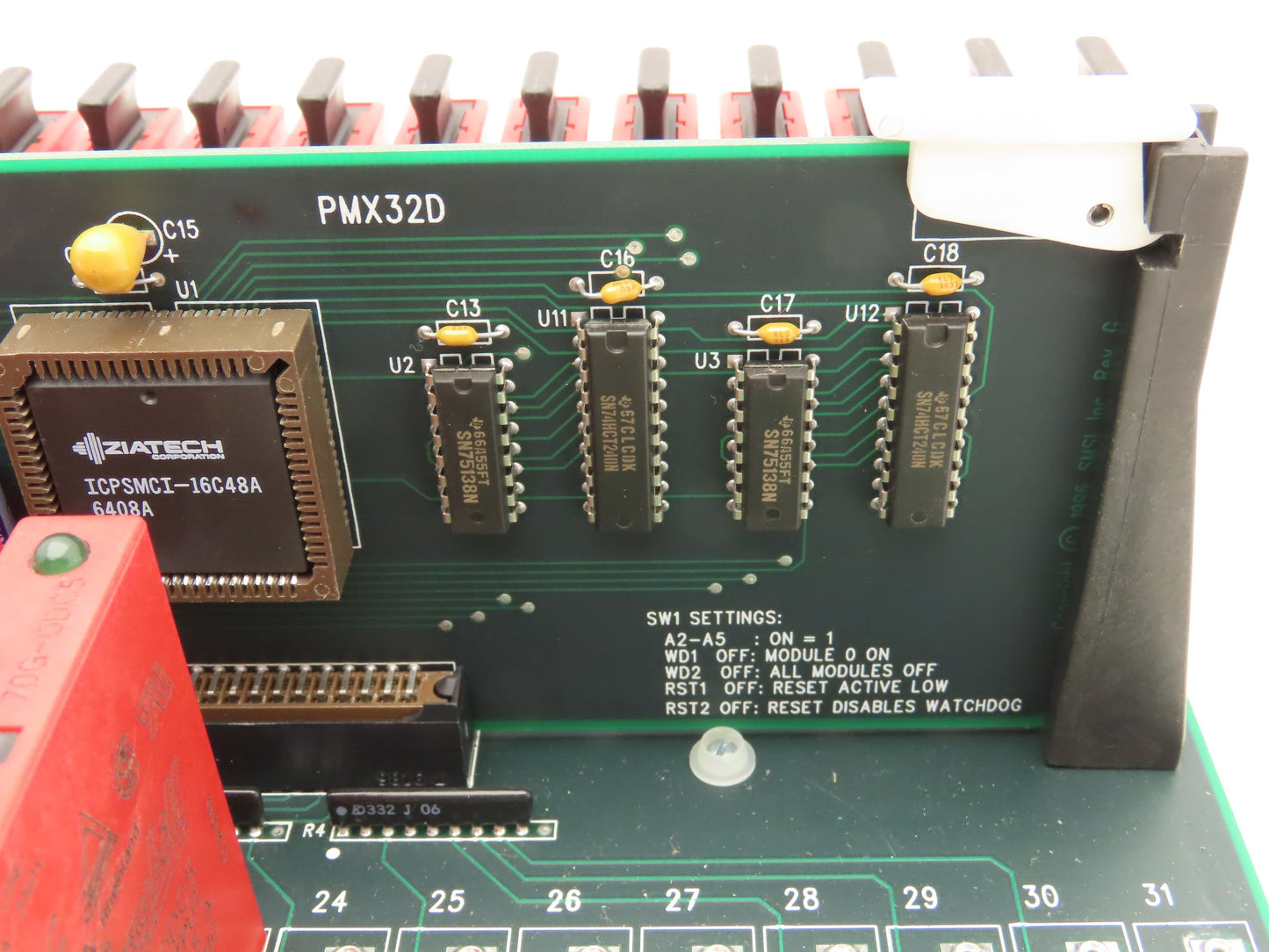 Grayhill 70GRCP32-HL PLC Relay 32-Channel Circuit PMX32D Board 70G-ODC5 Relays
