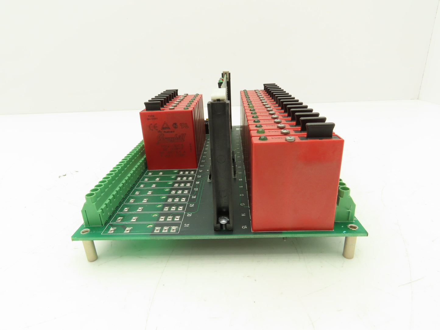 Grayhill 70GRCP32-HL PLC Relay 32-Channel Circuit PMX32D Board 70G-ODC5 Relays