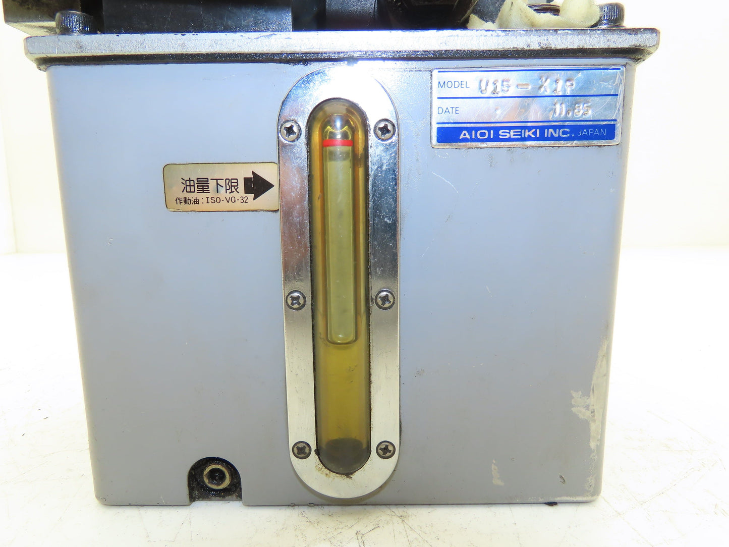 AIOI Seiki U15-X1P Pneumatic Oil Lubricator Pump 2L Tank Oiler