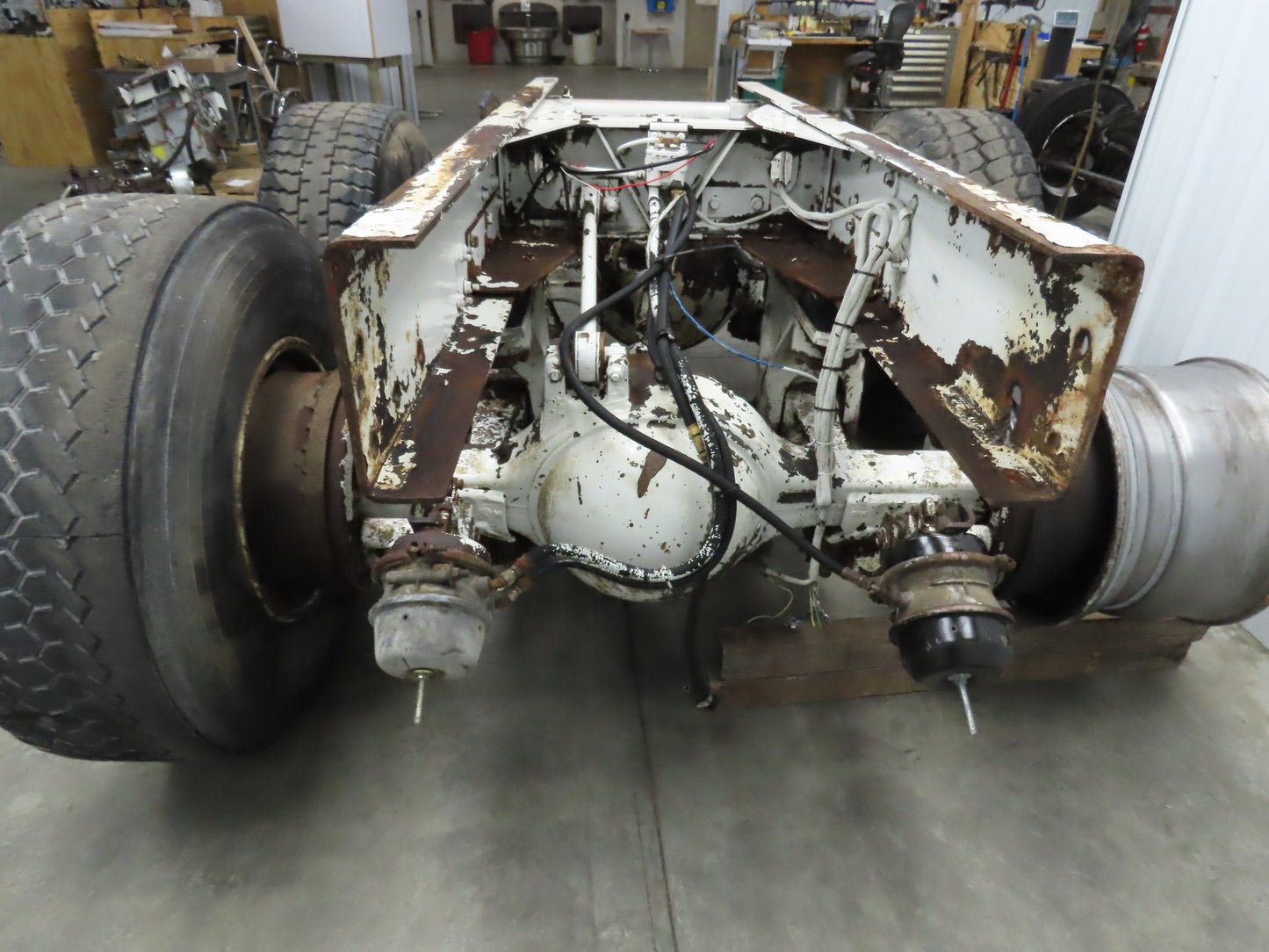 Oshkosh RR23160 Rockwell Rear Drive Axles 456 Differential Heavy Duty Truck Axle