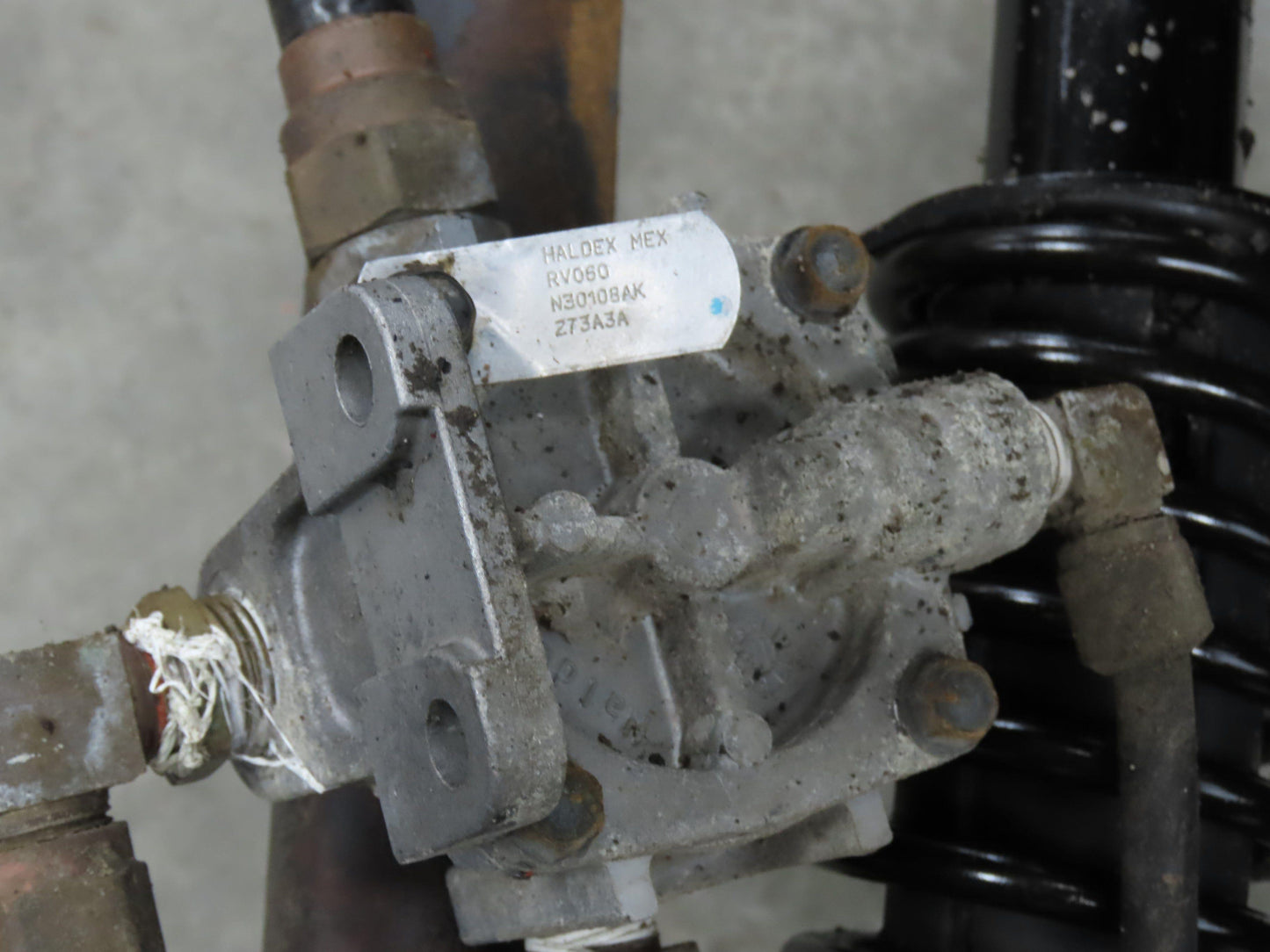 Oshkosh PI13D-BXXKIC Hendrickson Drop Axle Heavy Duty Truck Tag Axle Controller