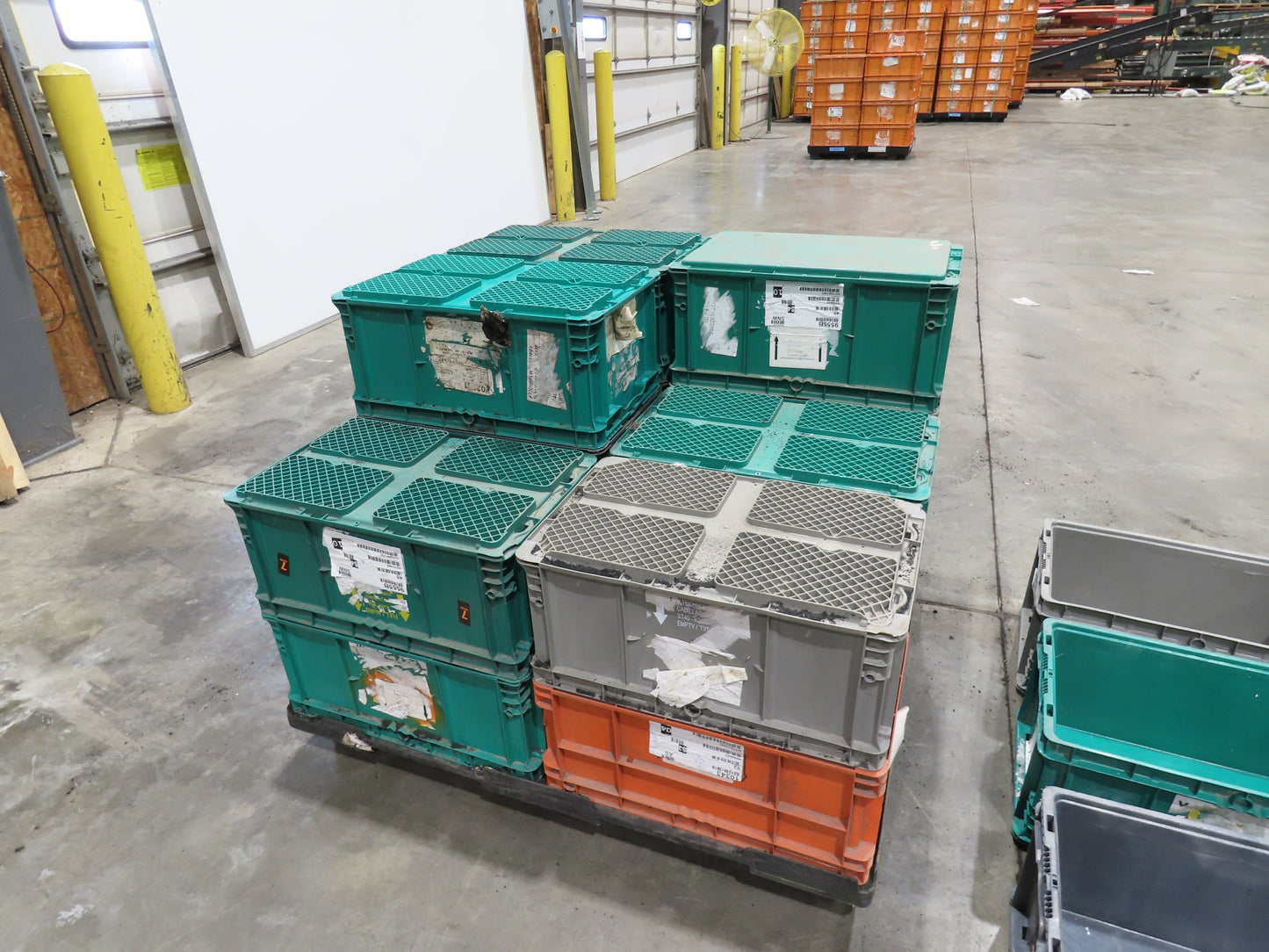 Orbis NSO2415-11 Stackable Plastic Tote Container Bin 24x15x11" Mixed Lot of 18