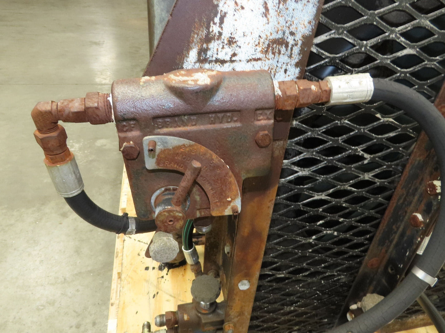 Oshkosh F-2146 Hydraulic Heat Exchanger 24x24" Radiator Fan Cooled Flow Control