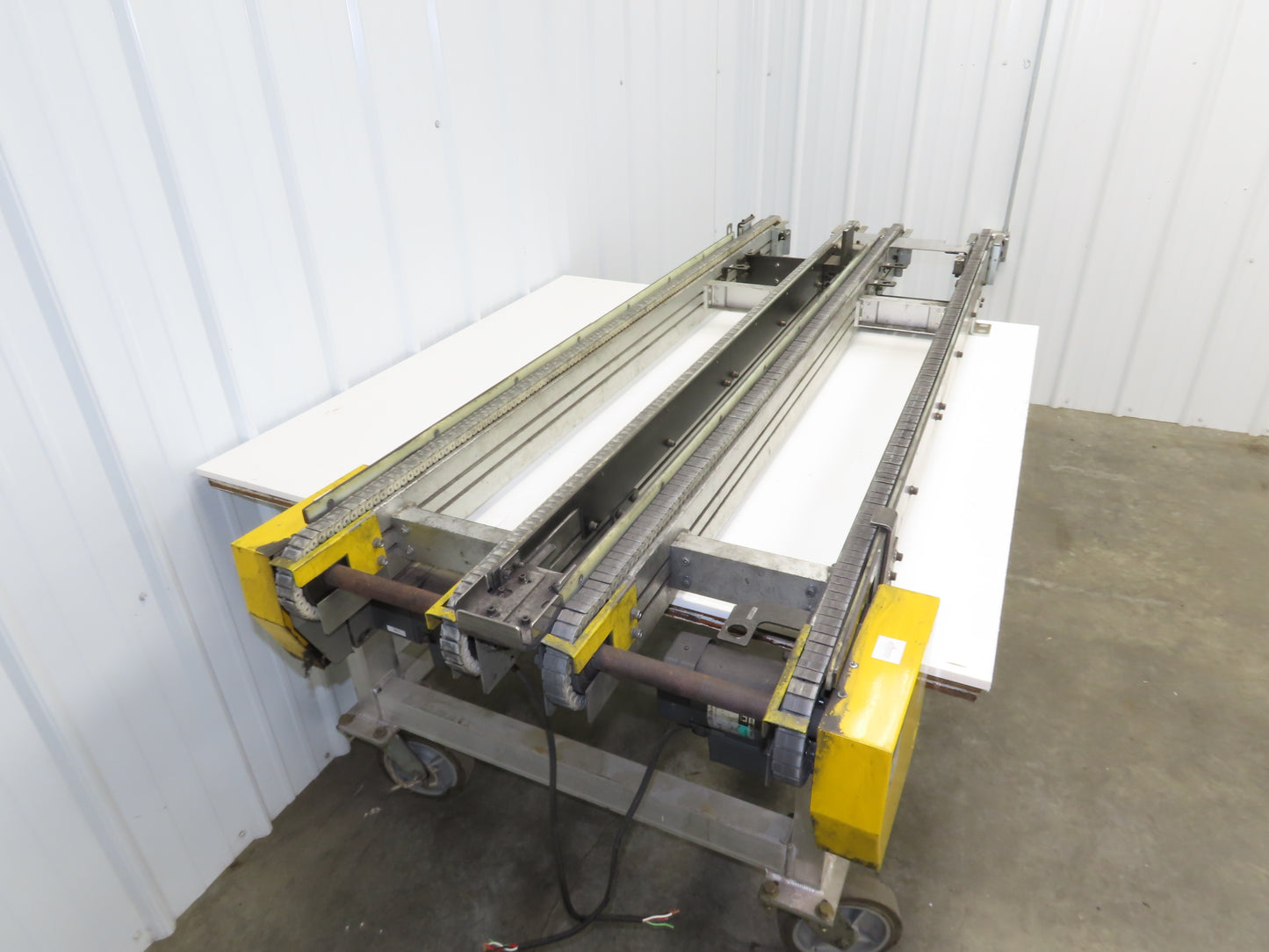 NKE CSB89A-PS-MD-222-1750-36-90W-3 Plastic Chain Conveyor 2-Row Double 220V 3PH