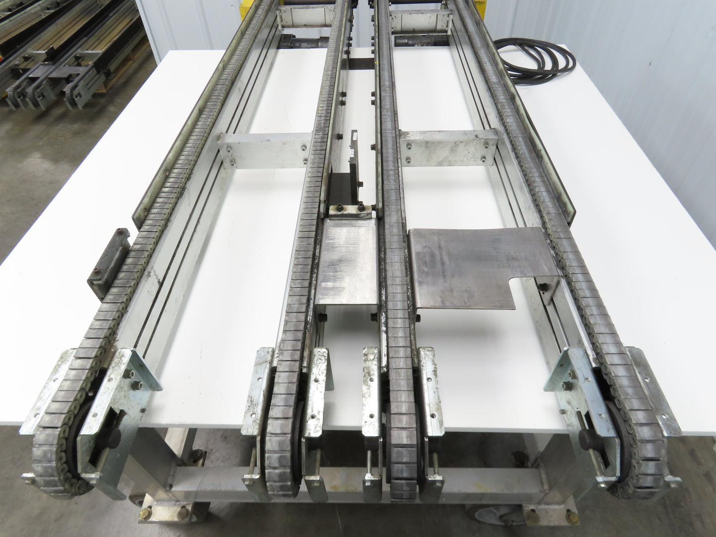 NKE CSB89A-PS-MD-222-1450-36-90W-3 Plastic Chain Conveyor 2-Row Double 220V 3PH