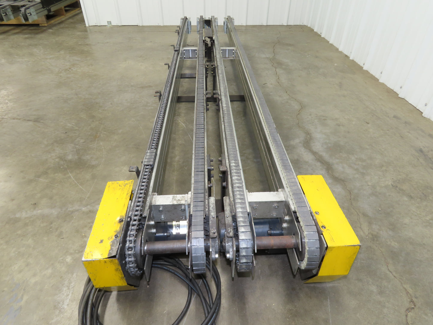 NKE CSB89A-PS-MD-130-2160-36-90W-3 Plastic Chain Conveyor 2-Row Double 220V 3PH