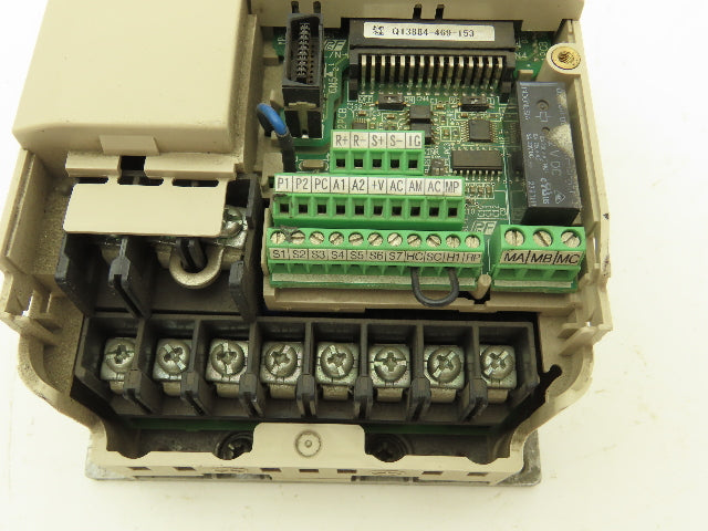 Yaskawa CIMR-VU4A0002JAA Variable Frequency Drive 3PH 0-480V 0-400Hz 1.8A Output