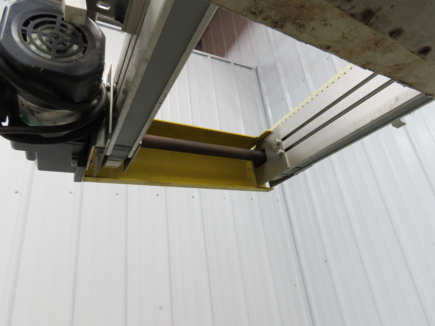 NKE CSB89A-PS-350-2500-100-90W-3 Plastic Chain Conveyor 2-Row 15"x103" 220V 3PH